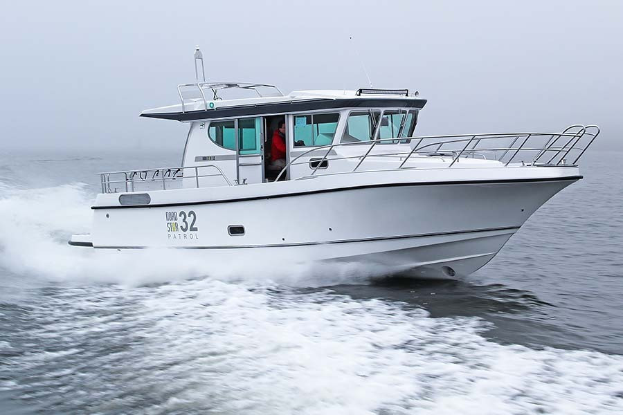 Nord Star 32 Patrol 2018 — финский всепогодный катер в России — фото 3