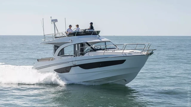 Beneteau Antares 11 Fly