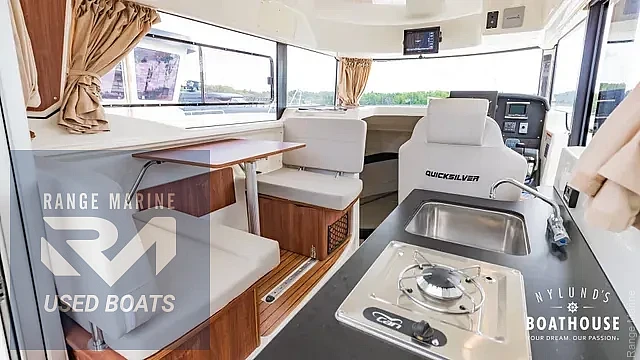 Quicksilver 905 Pilothouse — фото 8