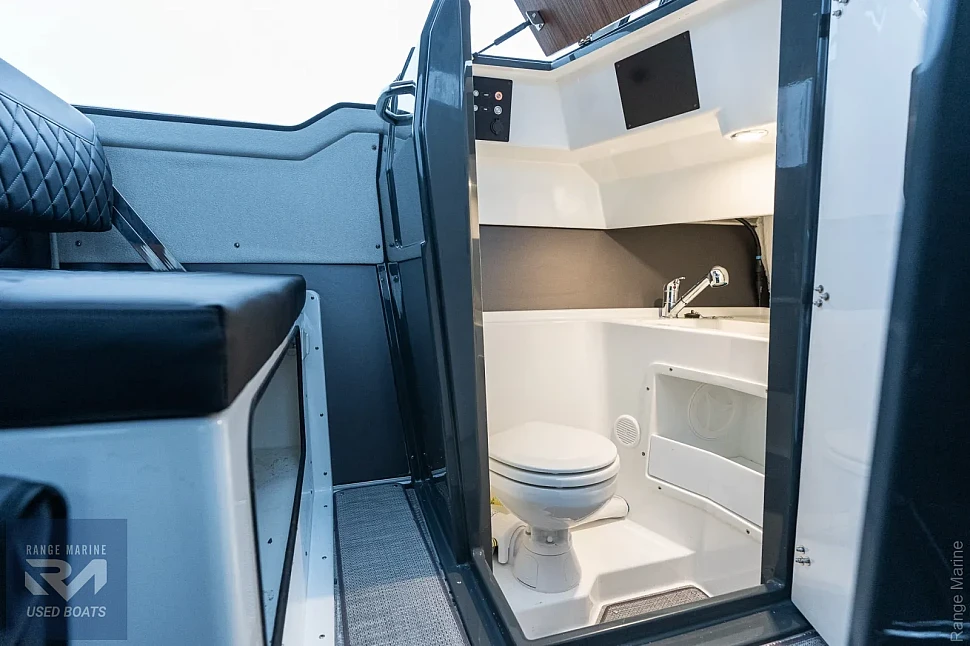 Buster Phantom Cabin — фото 10