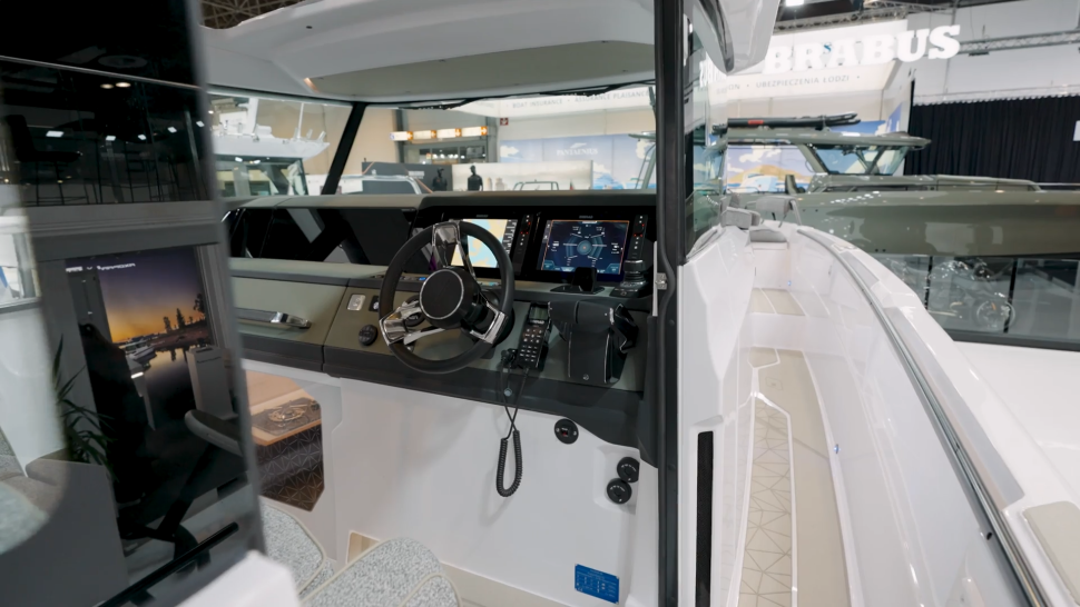 Axopar 38 XC Cross Cabin — фото 17