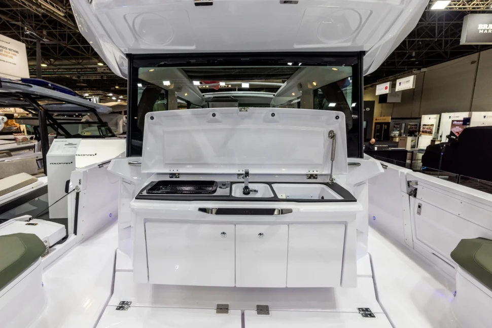 Axopar 38 XC Cross Cabin — фото 28